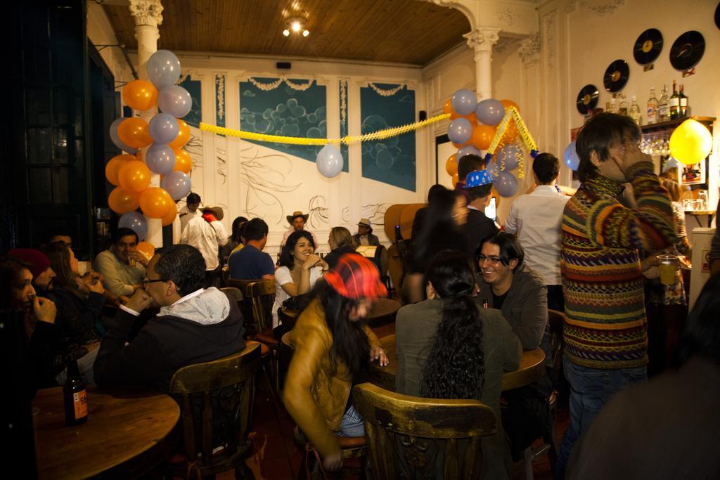 Hostal Sue Candelaria Bogota Luaran gambar