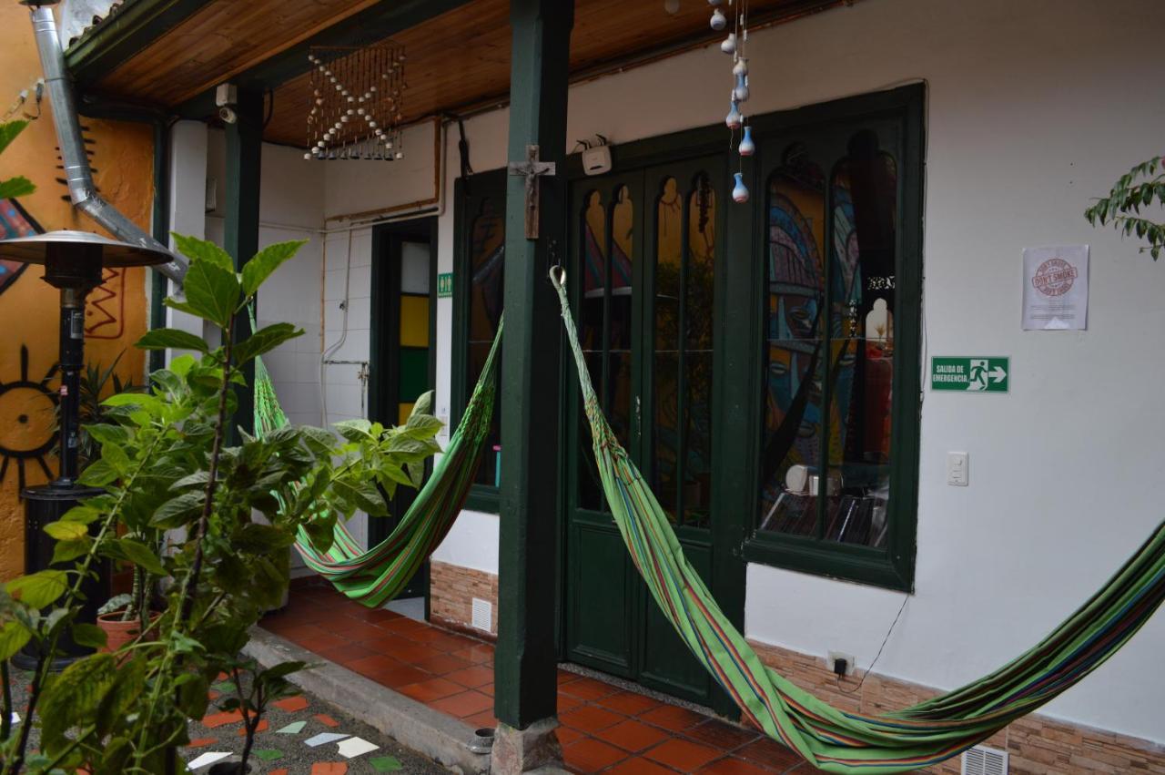 Hostal Sue Candelaria Bogota Luaran gambar