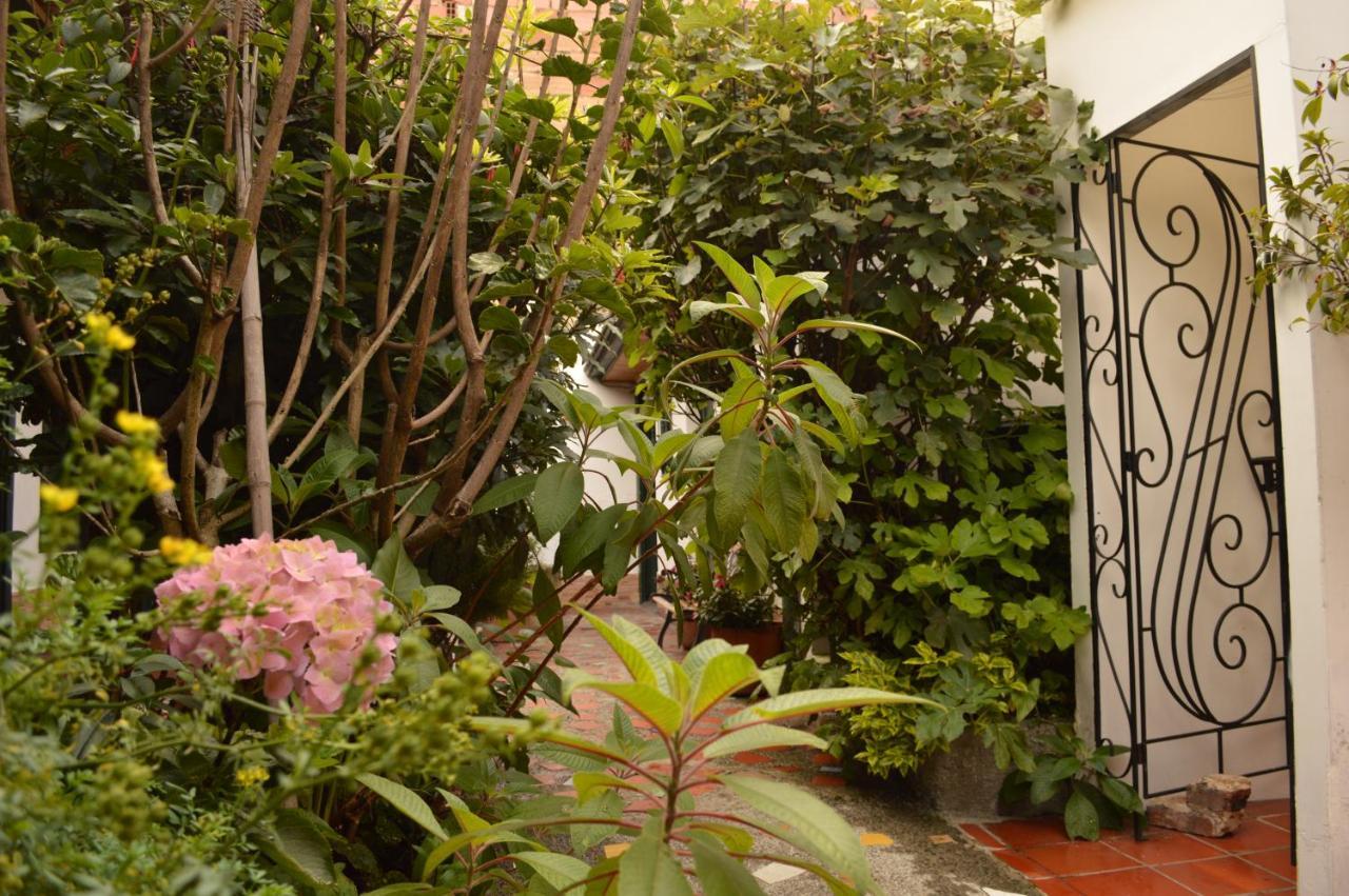Hostal Sue Candelaria Bogota Luaran gambar