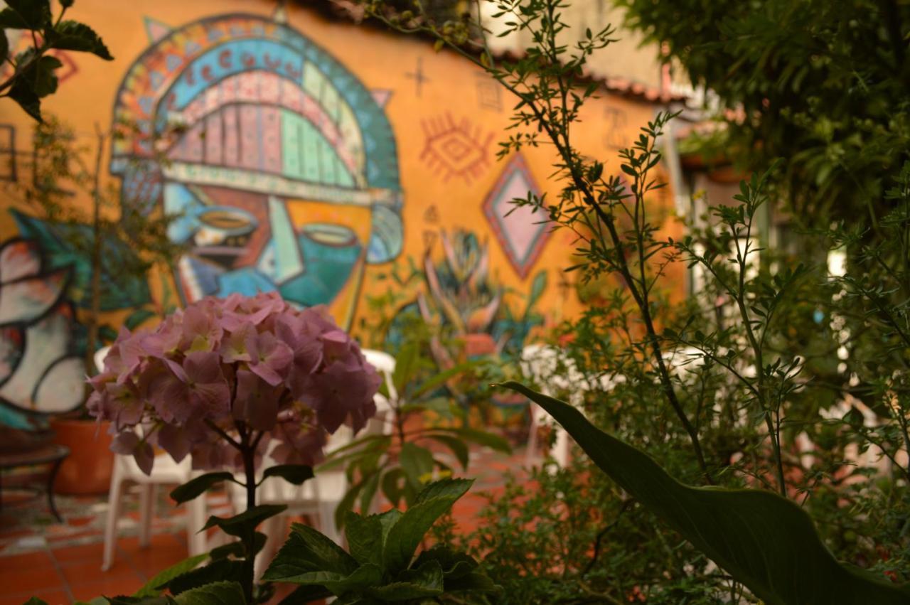 Hostal Sue Candelaria Bogota Luaran gambar