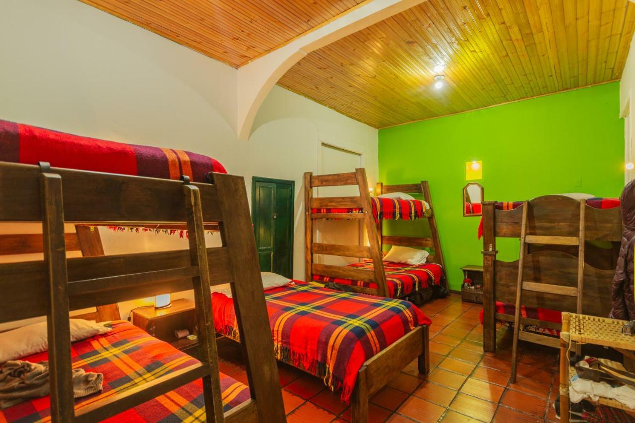 Hostal Sue Candelaria Bogota Luaran gambar